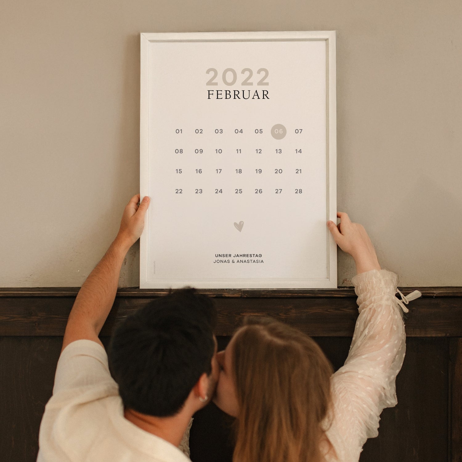 Personalisiertes Date Poster – stilvolles minimalistisches Poster mit Datum und Namen als besonderes Geschenk für Paare und Jahrestage
